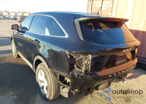 2022 Kia Sorento Lx из США, поврежденный, VIN 5XYRG4LC4NG113354